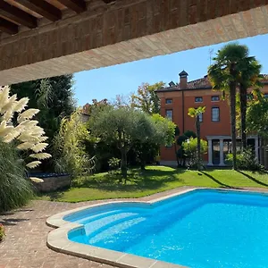 https://dama-estense.emilia-romagnahotels.net