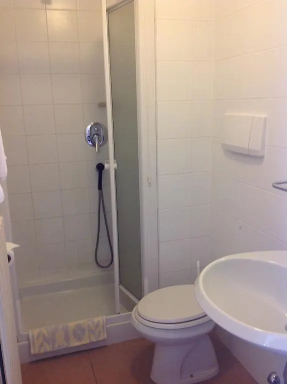 בלאג'יו Albergo Giardinetto 0*,  איטליה